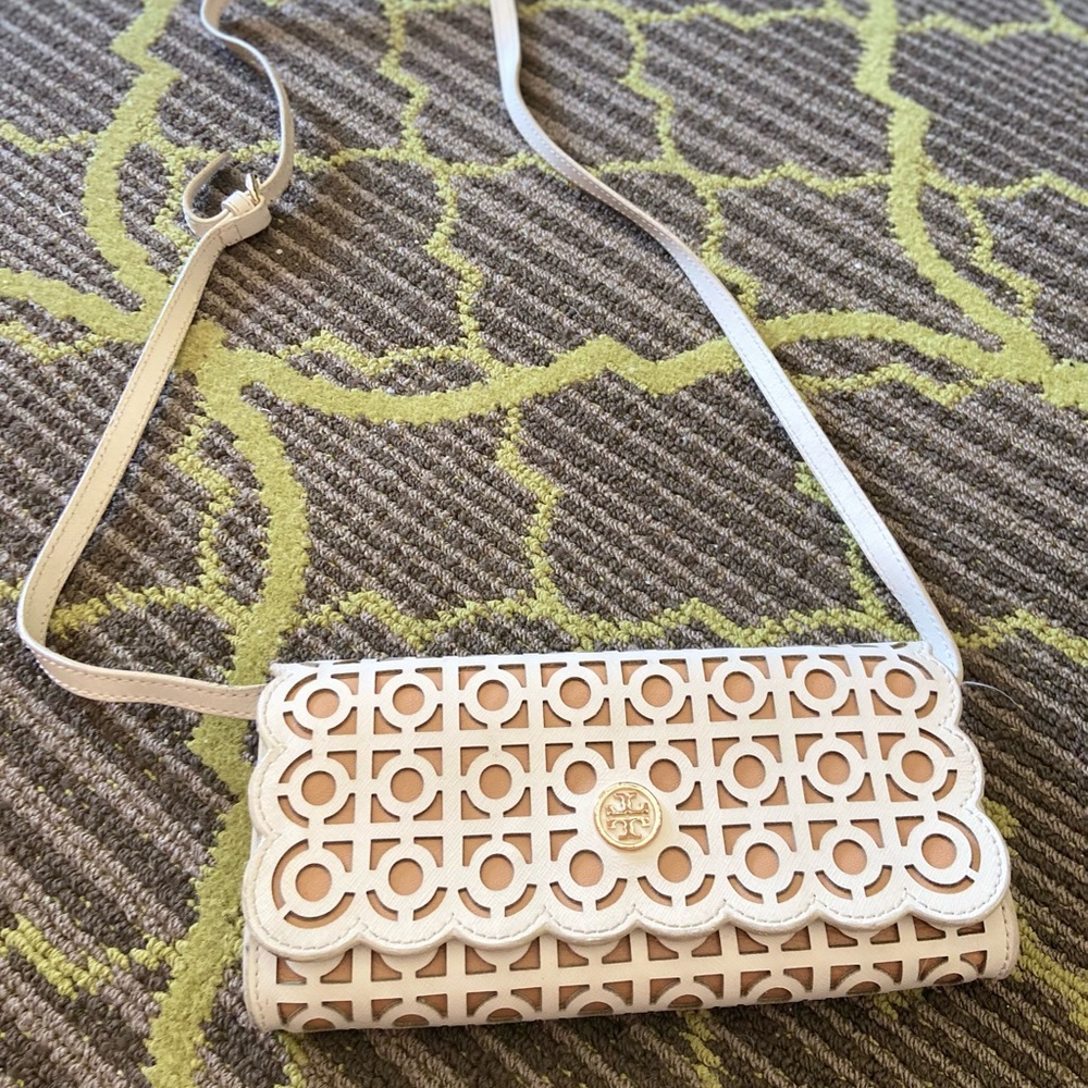 Cream Tory Burch purse